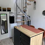 Tiny Duplex * Caen